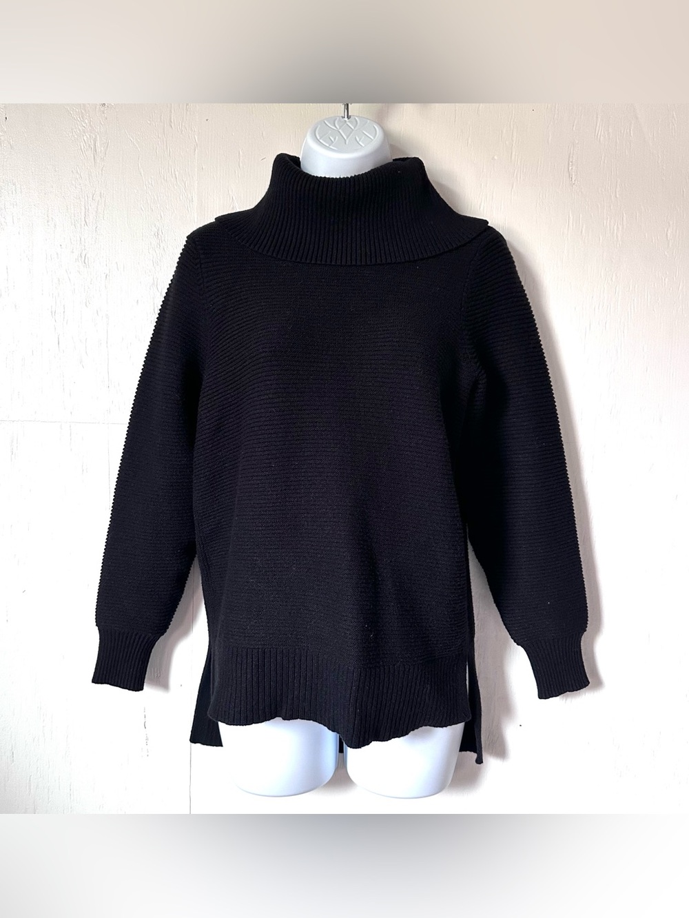Marled Black Ribbed Turtleneck Sweater